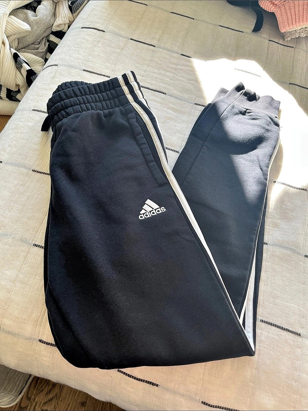 adidas Essentials 3-Stripes Fleece Pants WOMENS Black & White XS